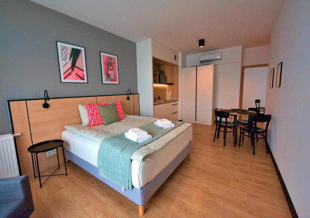 Bk Aparthotel Praga - National Stadium - Comfortable Apartment For 4 People Varsóvia Exterior foto