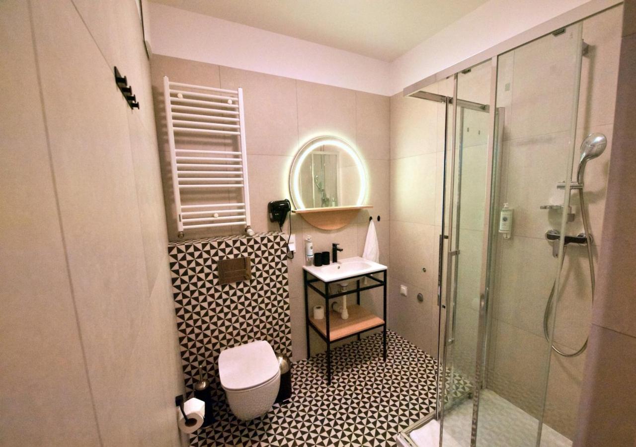 Bk Aparthotel Praga - National Stadium - Comfortable Apartment For 4 People Varsóvia Exterior foto