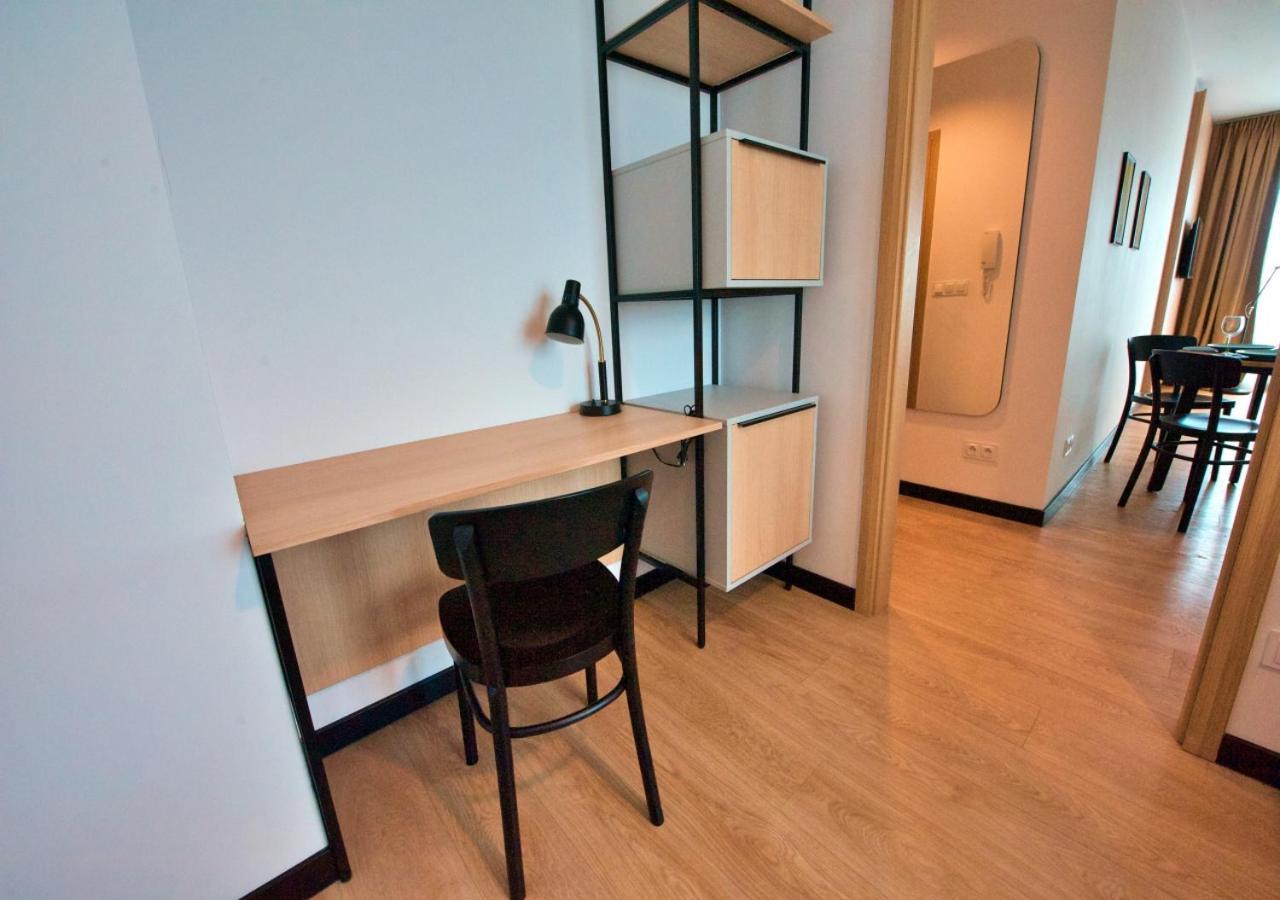 Bk Aparthotel Praga - National Stadium - Comfortable Apartment For 4 People Varsóvia Exterior foto